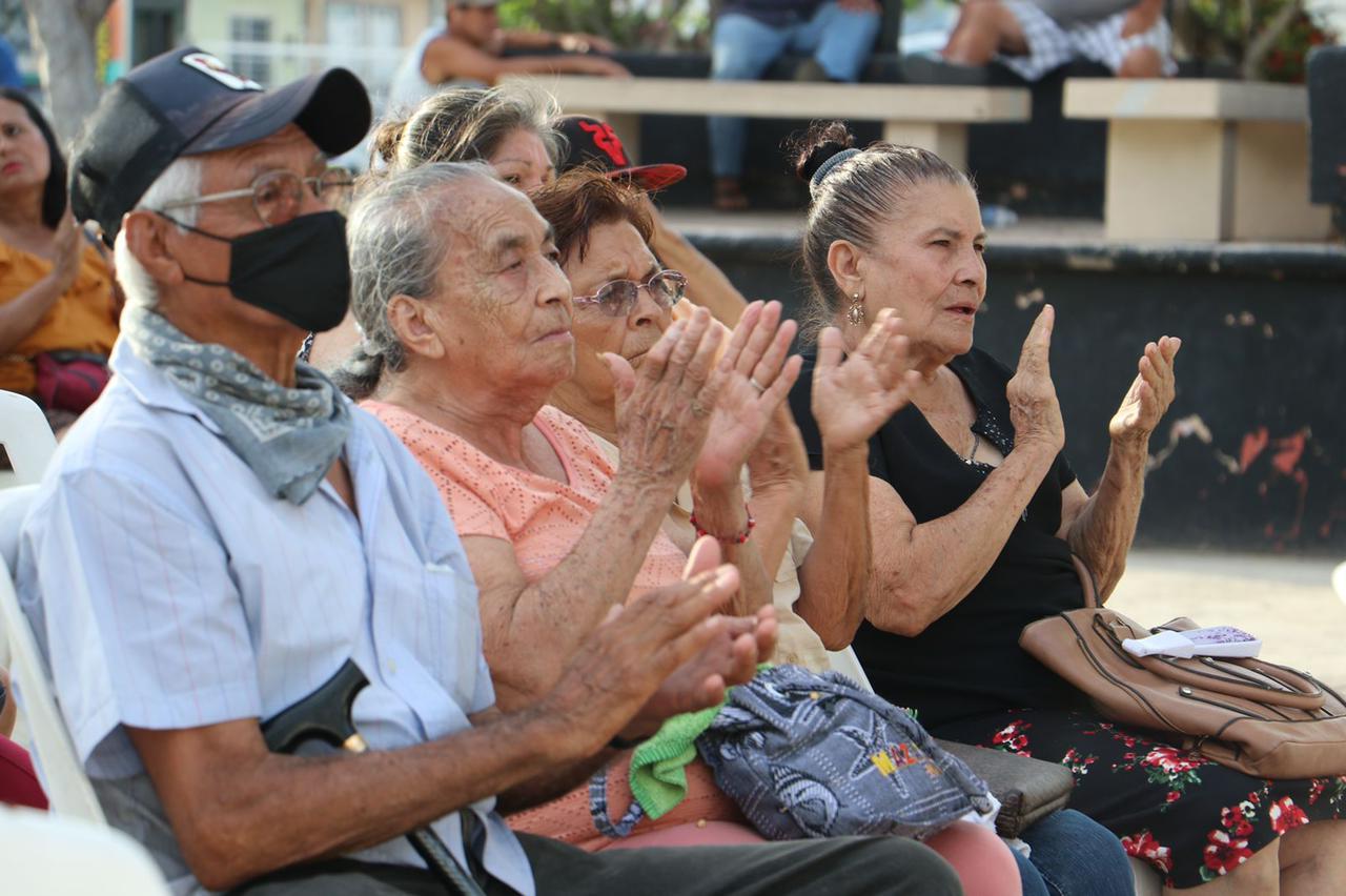 Gobierno de Mazatlán habilita espacios de recreación para Adultos Mayores