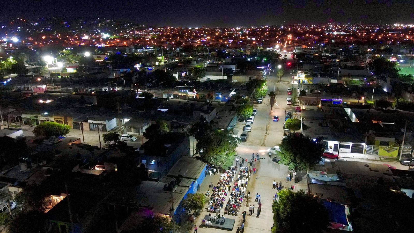 Les llegó la hora a familias de San Joaquín, ¡iniciaron el 2024 con nuevas lámparas LED!.