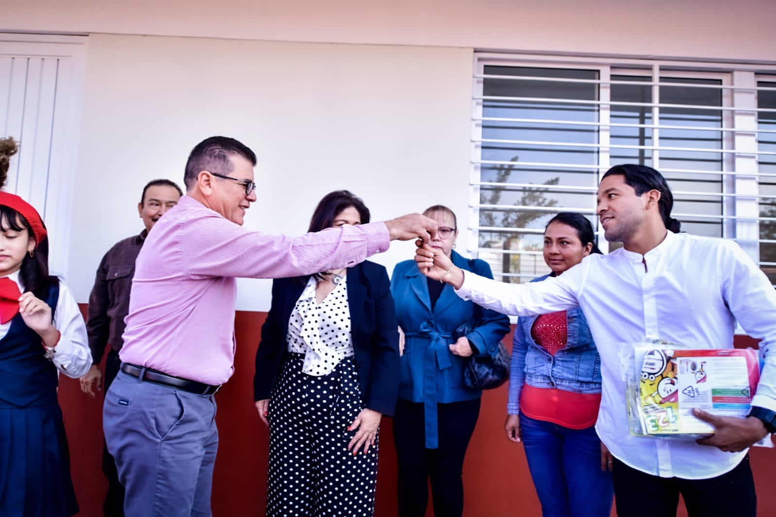 ¨NOSOTROS COMO AYUNTAMIENTO HEMOS APOYADO MUCHO AL SECTOR EDUCATIVO Y LO SEGUIREMOS HACIENDO”, EDGAR GONZÁLEZ