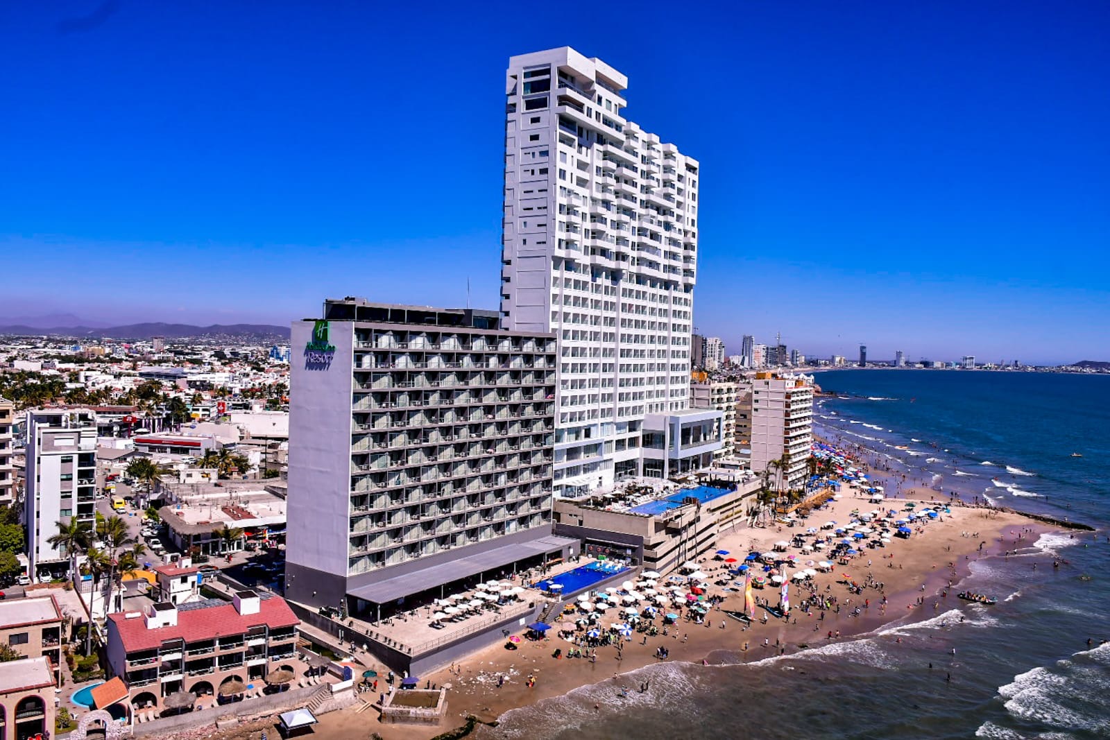¡MAZATLÁN CASI LLENO! OCUPACIÓN HOTELERA ALCANZA EL 80% PREVIO A CARNAVAL.