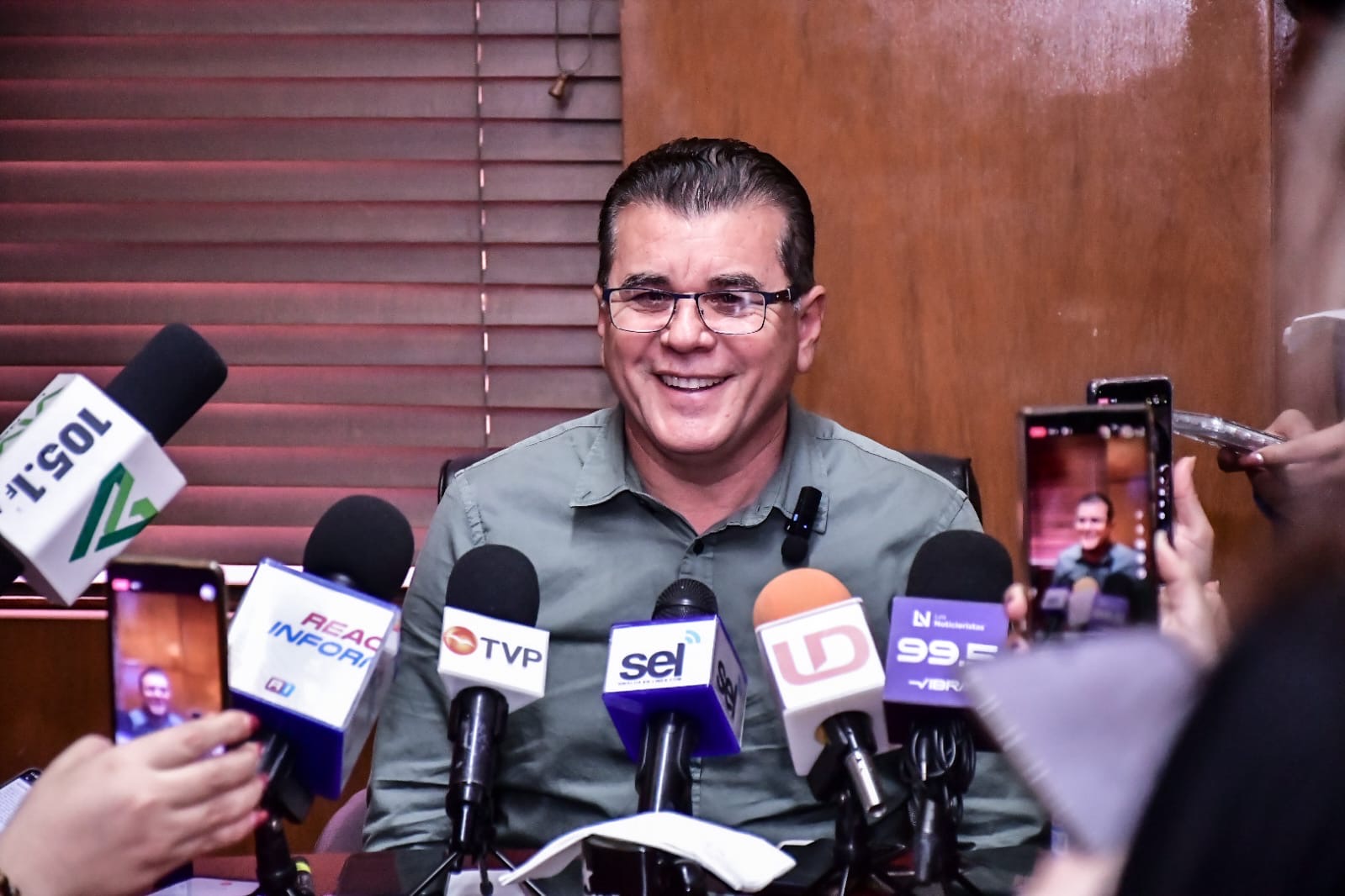 ATIENDE GOBIERNO MUNICIPAL A VECINOS DE TELLERIAS, DARÁ RESPUESTA A PLIEGO PETITORIO.