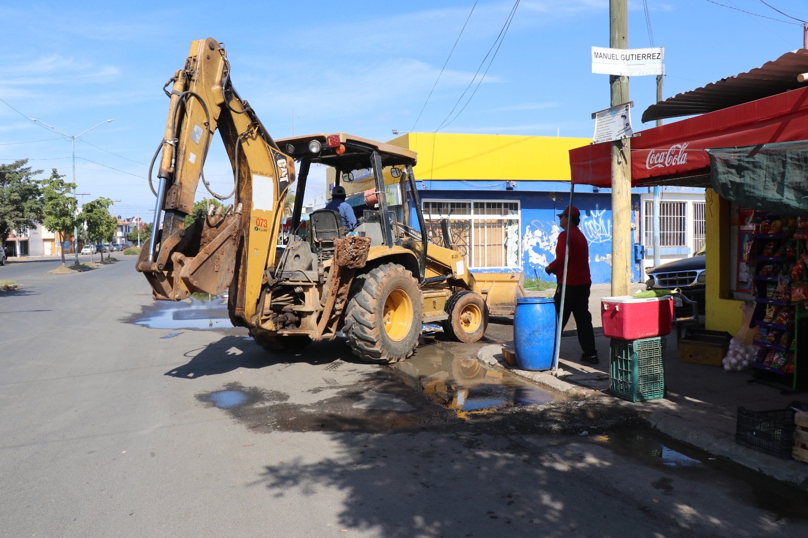 INTENSIFICA JUMAPAM REPARACIÓN DE FUGAS DE AGUA POTABLE EN JABALÍES.
