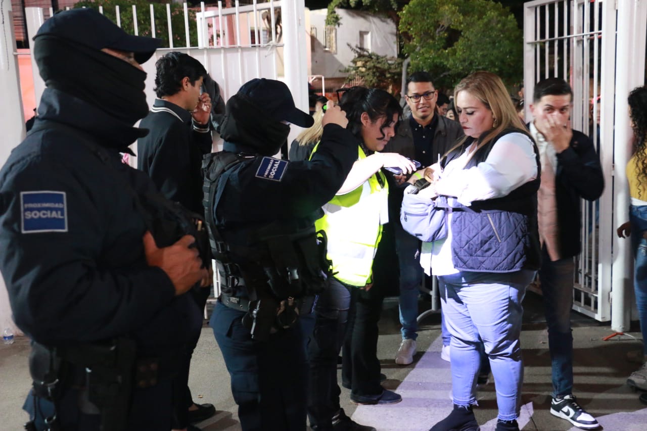 PRIMER DÍA DE CARNAVAL CIERRA CON 32 DETENCIONES POR ALTERAR EL ORDEN Y CUATRO ATENCIONES MÉDICAS.