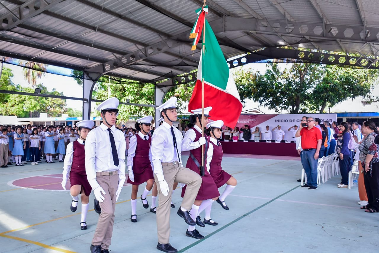 “No hay cosa más importante para un gobierno, que el tema educativo”: Alcalde.