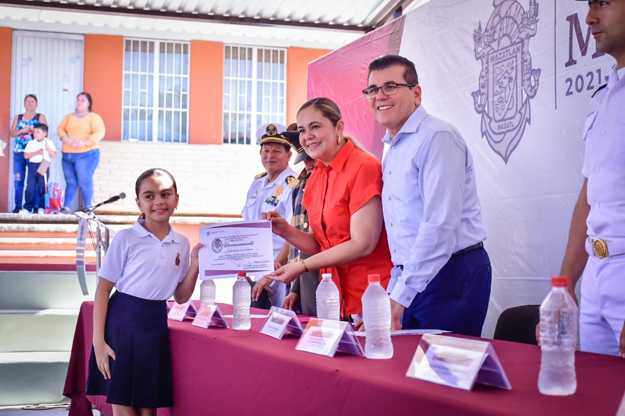 “Para nosotros y el Gobernador Rubén Rocha Moya la educación es una prioridad”, Edgar González.