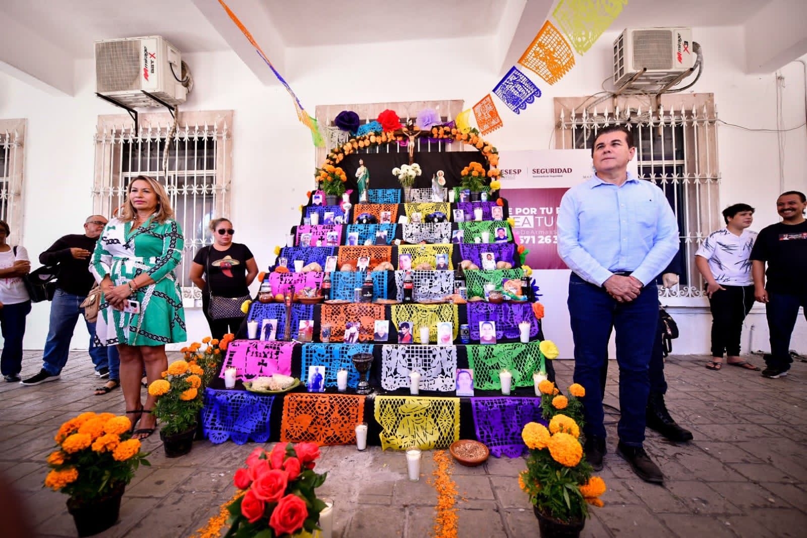 Gobierno de Mazatlán rinde homenaje a policías caídos en el cumplimiento de su labor