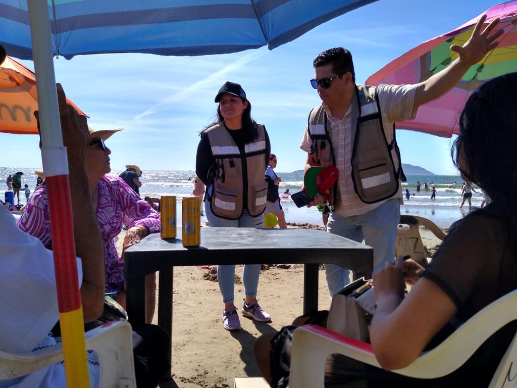 Ecología realiza operativo de concientización “Playa Limpia”