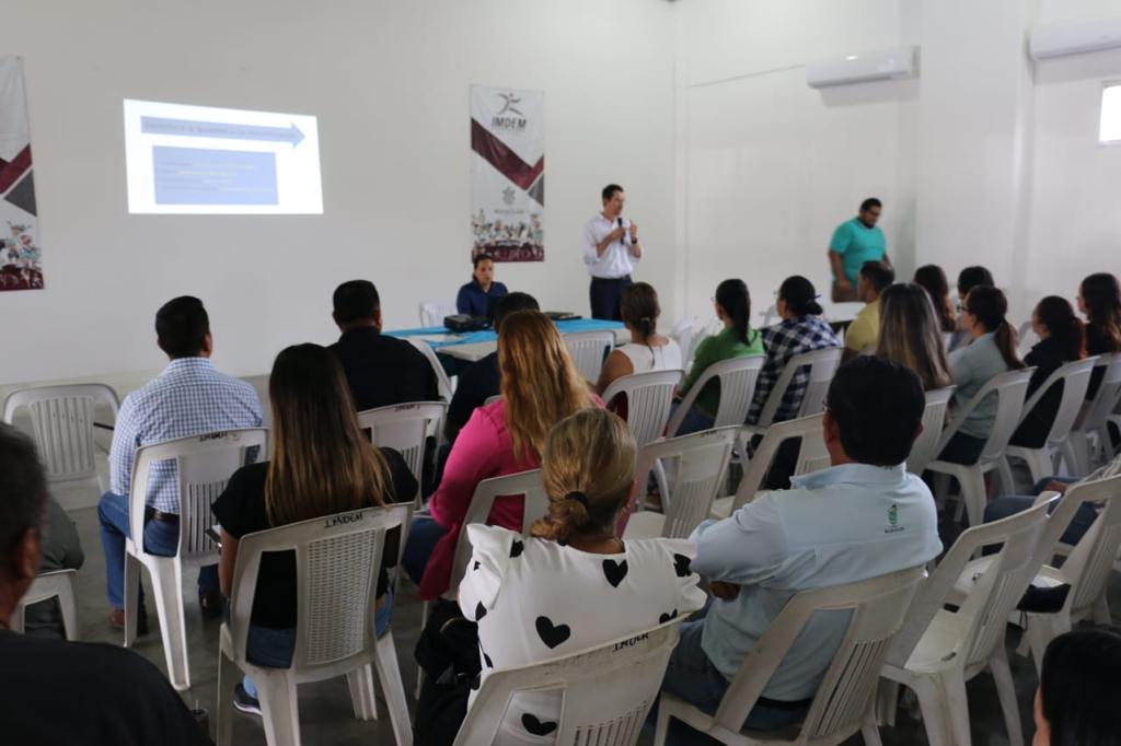Capacita CEDH a servidores públicos del Gobierno Municipal de Mazatlán.