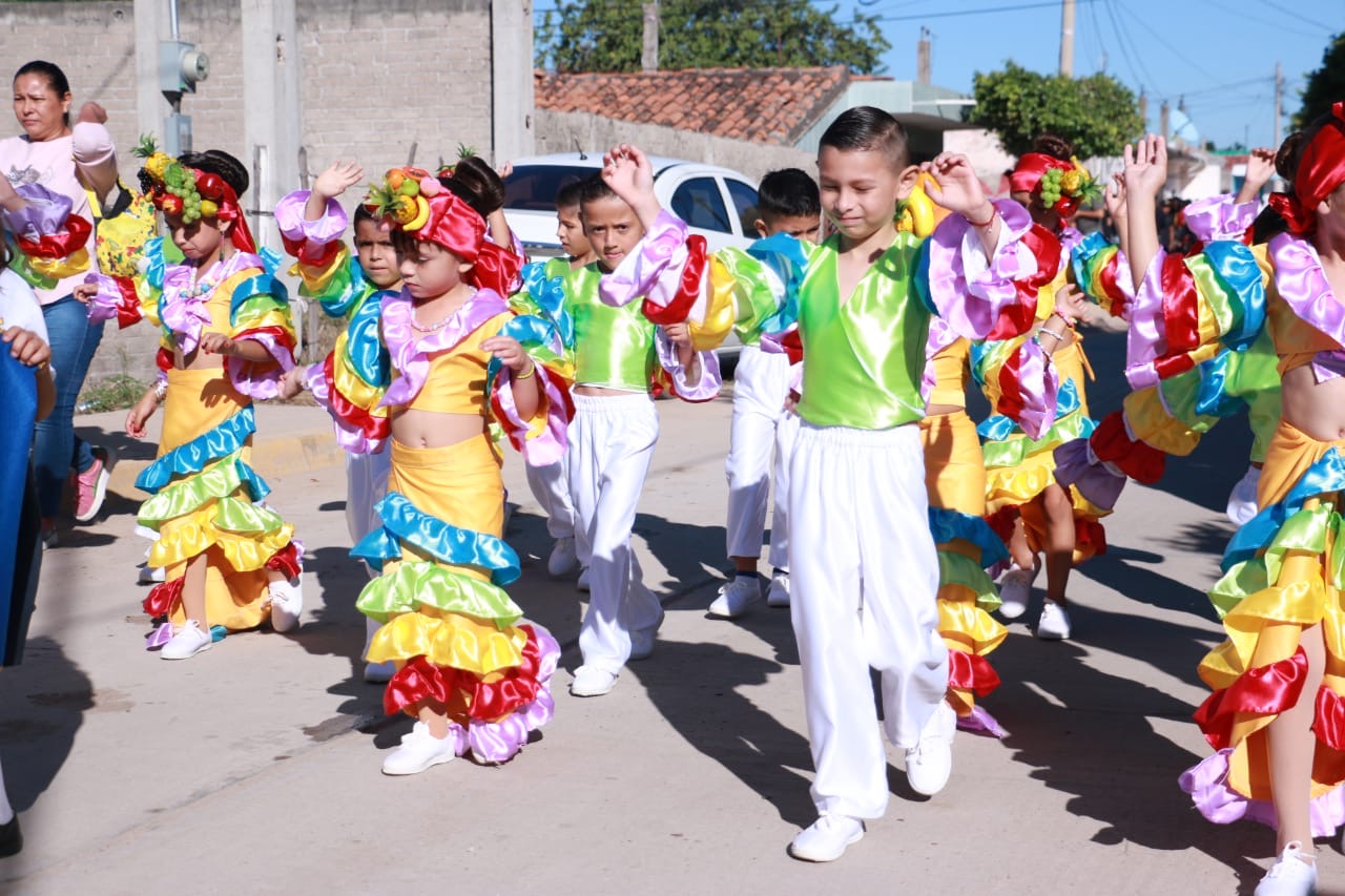 Celebran pobladores el 103 aniversario del Ejido de Escamilla.