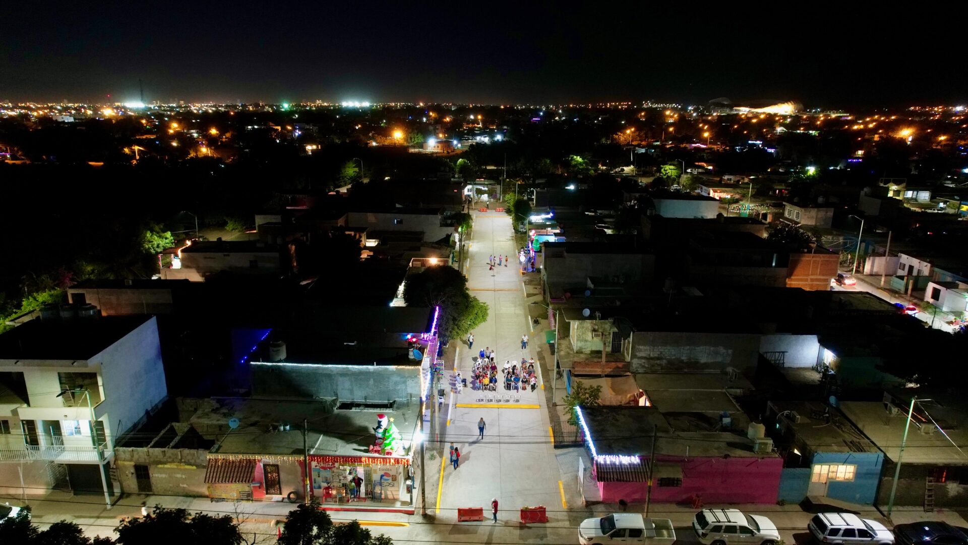 “Progreso para la colonia Progreso”: Edgar González inaugura obra de pavimentación.